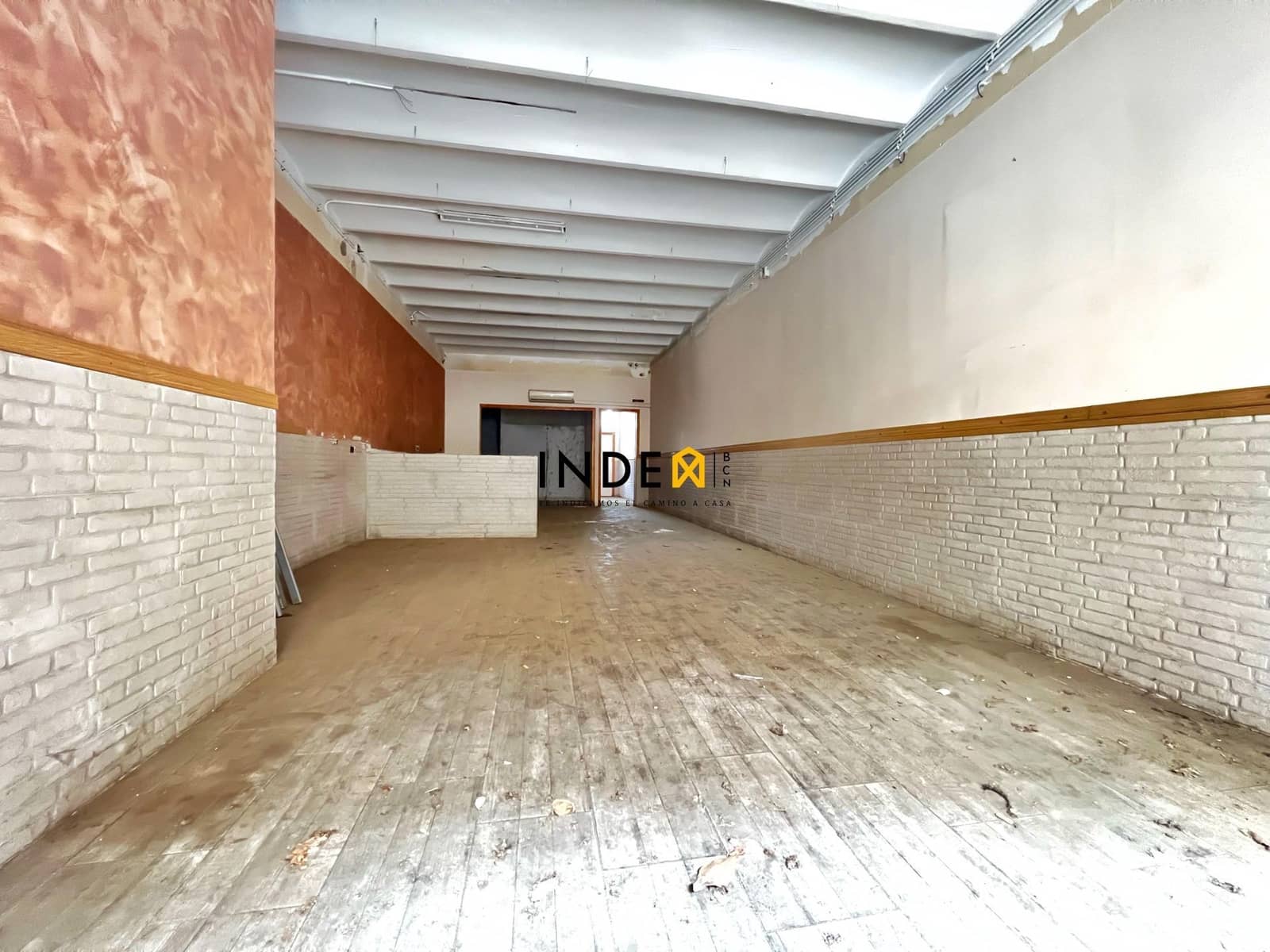 Commercieel te huur in Sant Sadurni d'Anoia - € 570 (Ref: 8936582)