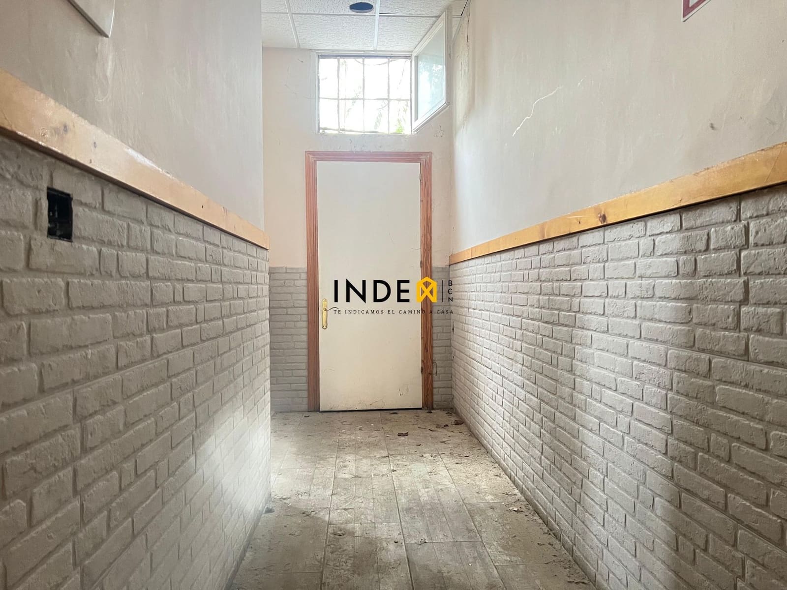 Commercieel te huur in Sant Sadurni d'Anoia - € 570 (Ref: 8936582)