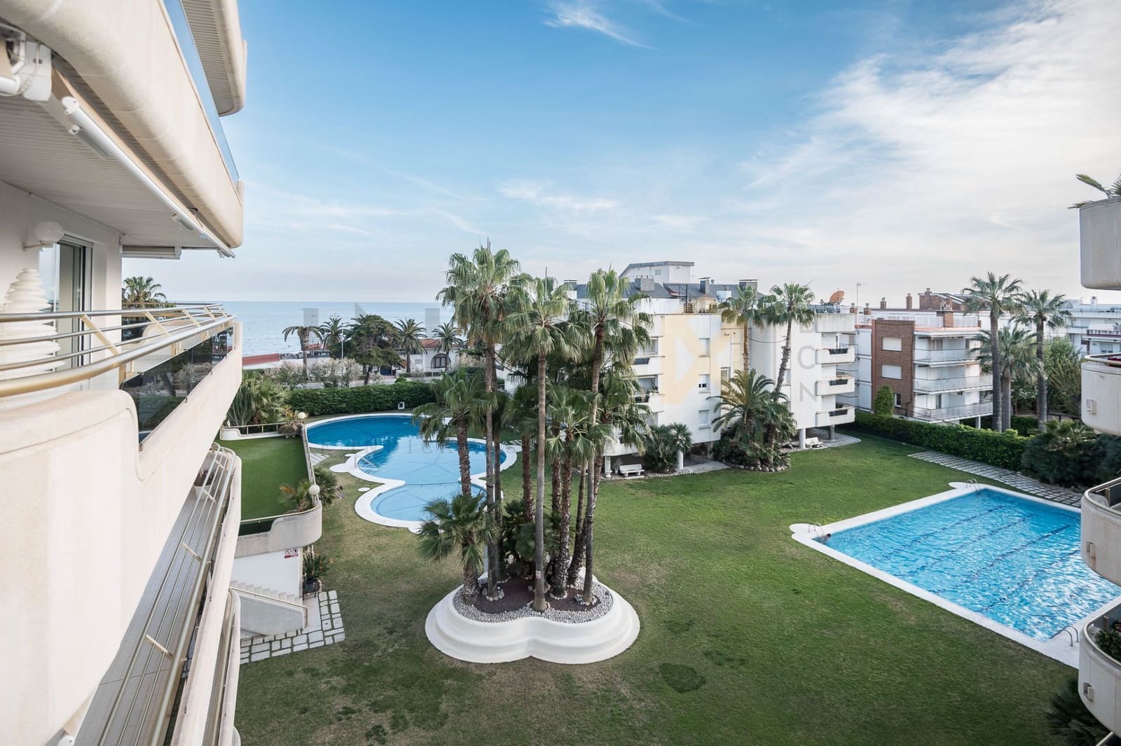 4 soveværelse Lejlighed til salg i Sitges med swimmingpool garage - € 1.725.000 (Ref: 8952459)