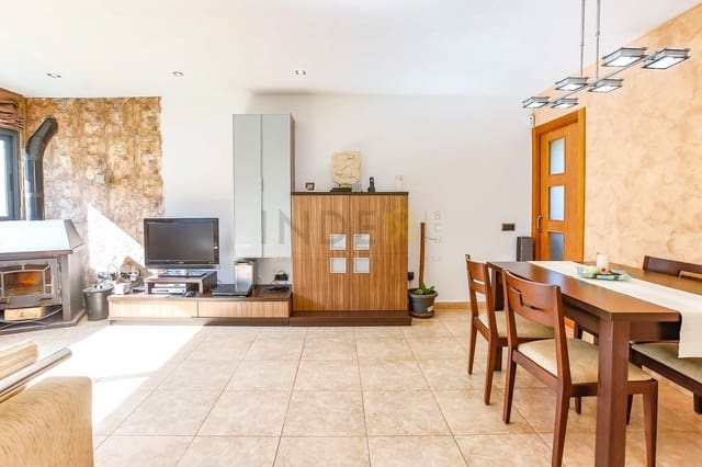 4 soverom Villa til salgs i Olivella med svømmebasseng garasje - € 349 000 (Ref: 8970216)