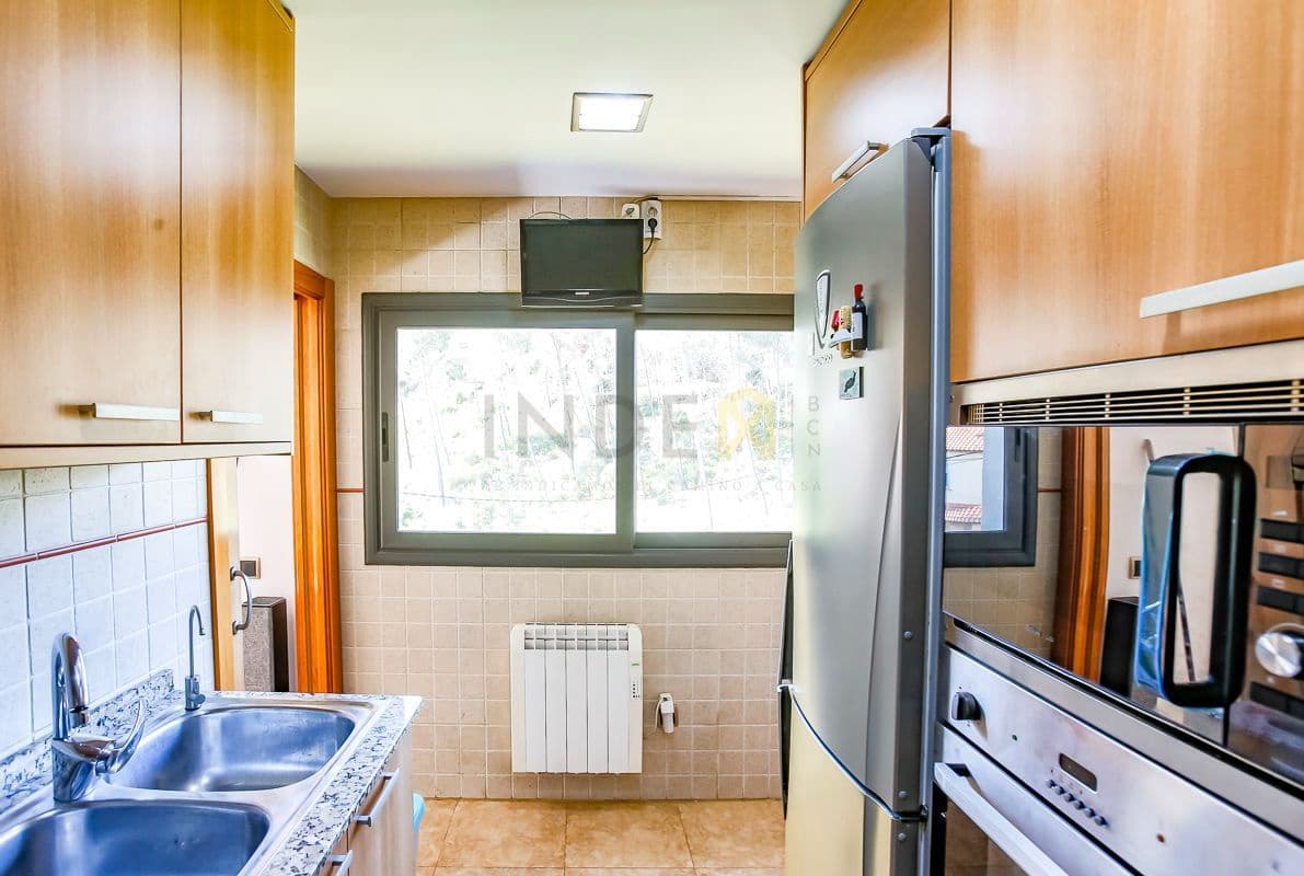 4 soveværelse Villa til salg i Olivella med swimmingpool garage - € 349.000 (Ref: 8970216)