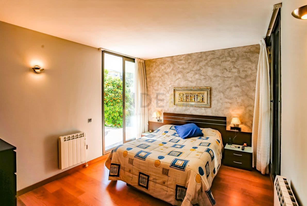 4 soveværelse Villa til salg i Olivella med swimmingpool garage - € 349.000 (Ref: 8970216)