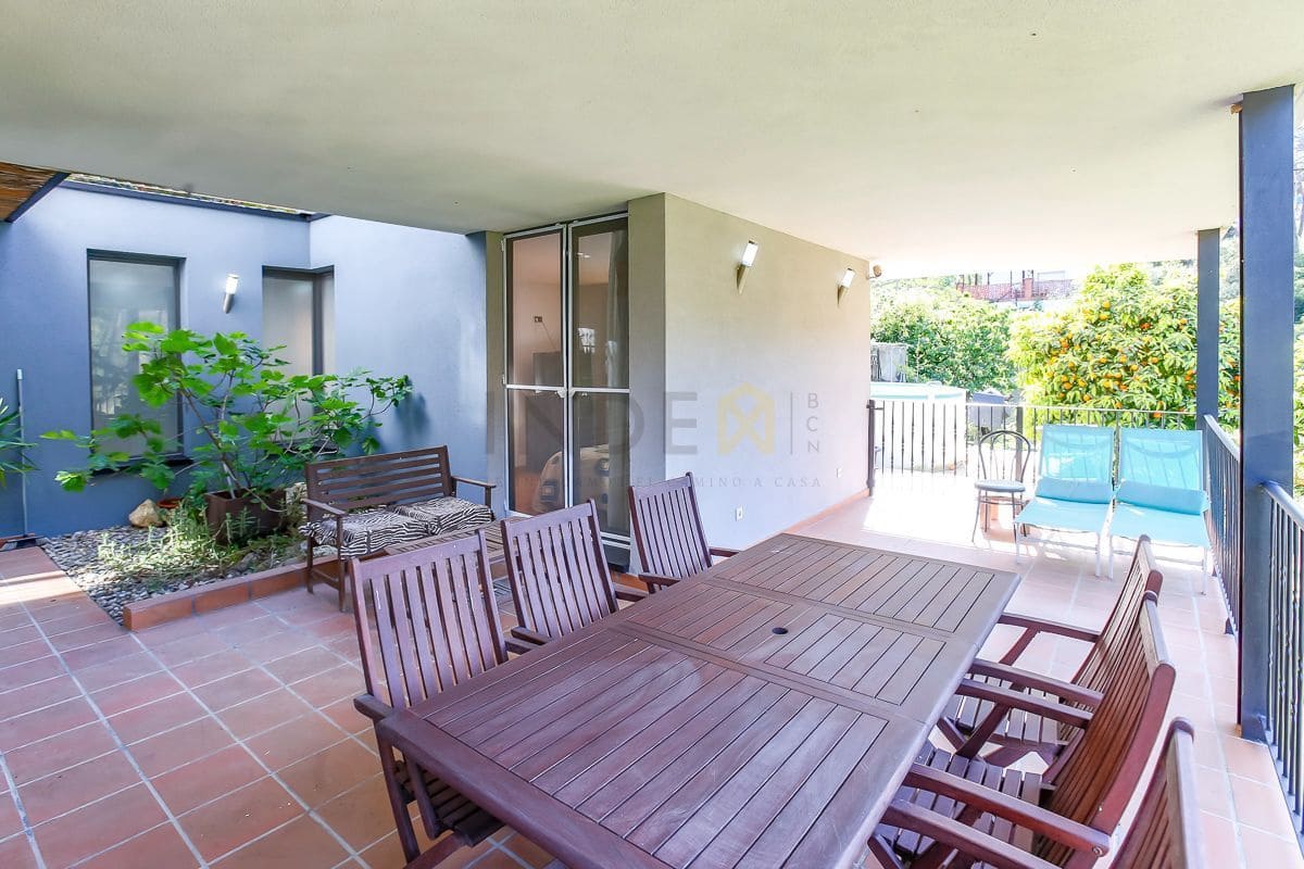 4 soveværelse Villa til salg i Olivella med swimmingpool garage - € 349.000 (Ref: 8970216)