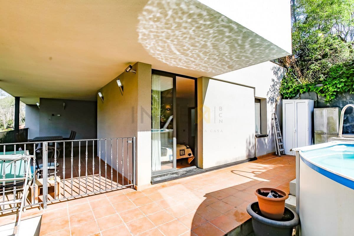 4 soveværelse Villa til salg i Olivella med swimmingpool garage - € 349.000 (Ref: 8970216)