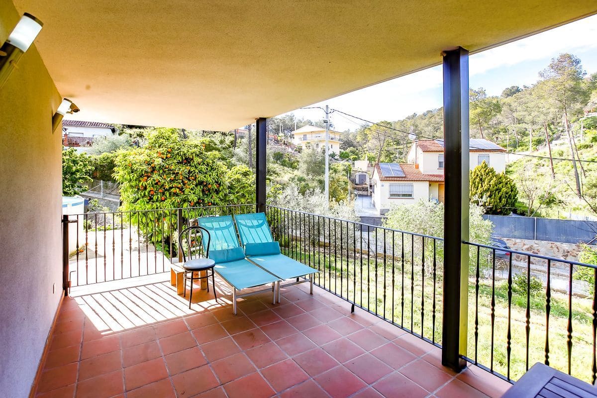 4 soveværelse Villa til salg i Olivella med swimmingpool garage - € 349.000 (Ref: 8970216)