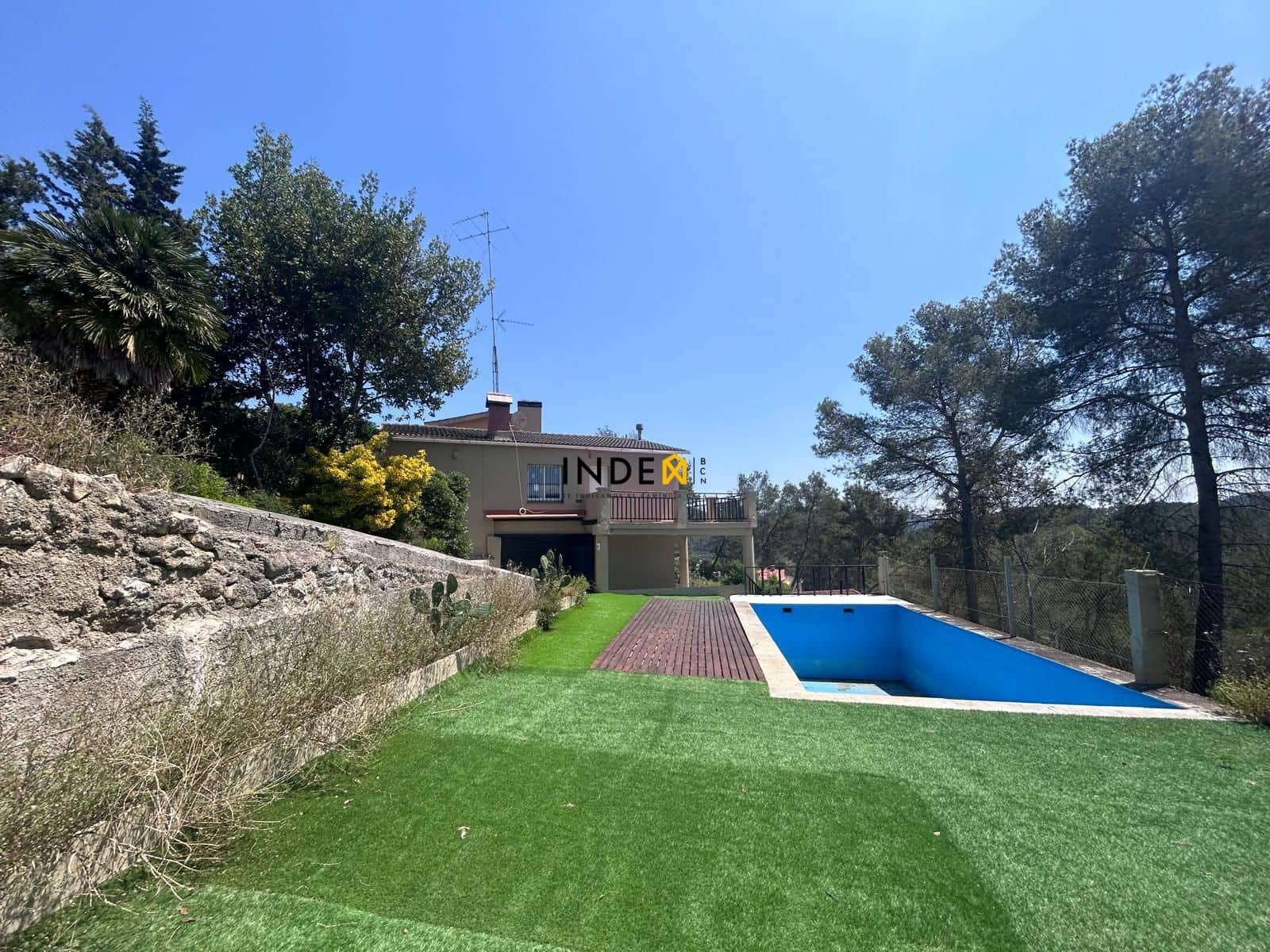 4 soveværelse Villa til salg i Olivella med garage - € 275.000 (Ref: 9007318)
