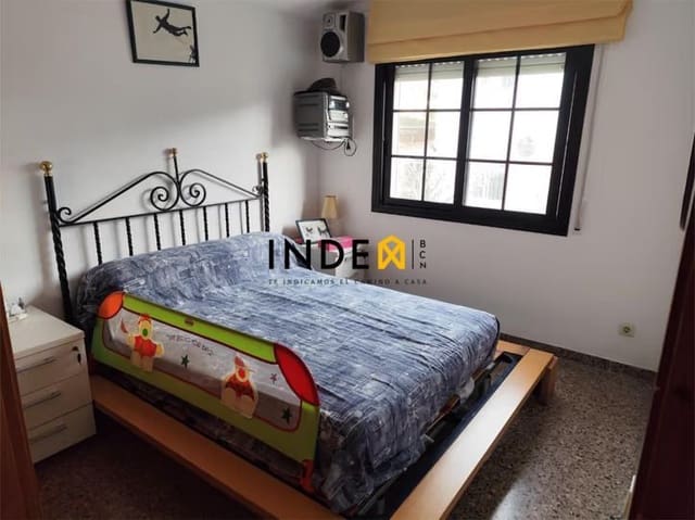 5 makuuhuone Huvila myytävänä paikassa Sant Pere de Ribes mukana uima-altaan 
autotalli - 576 000 € (Ref: 9029436)