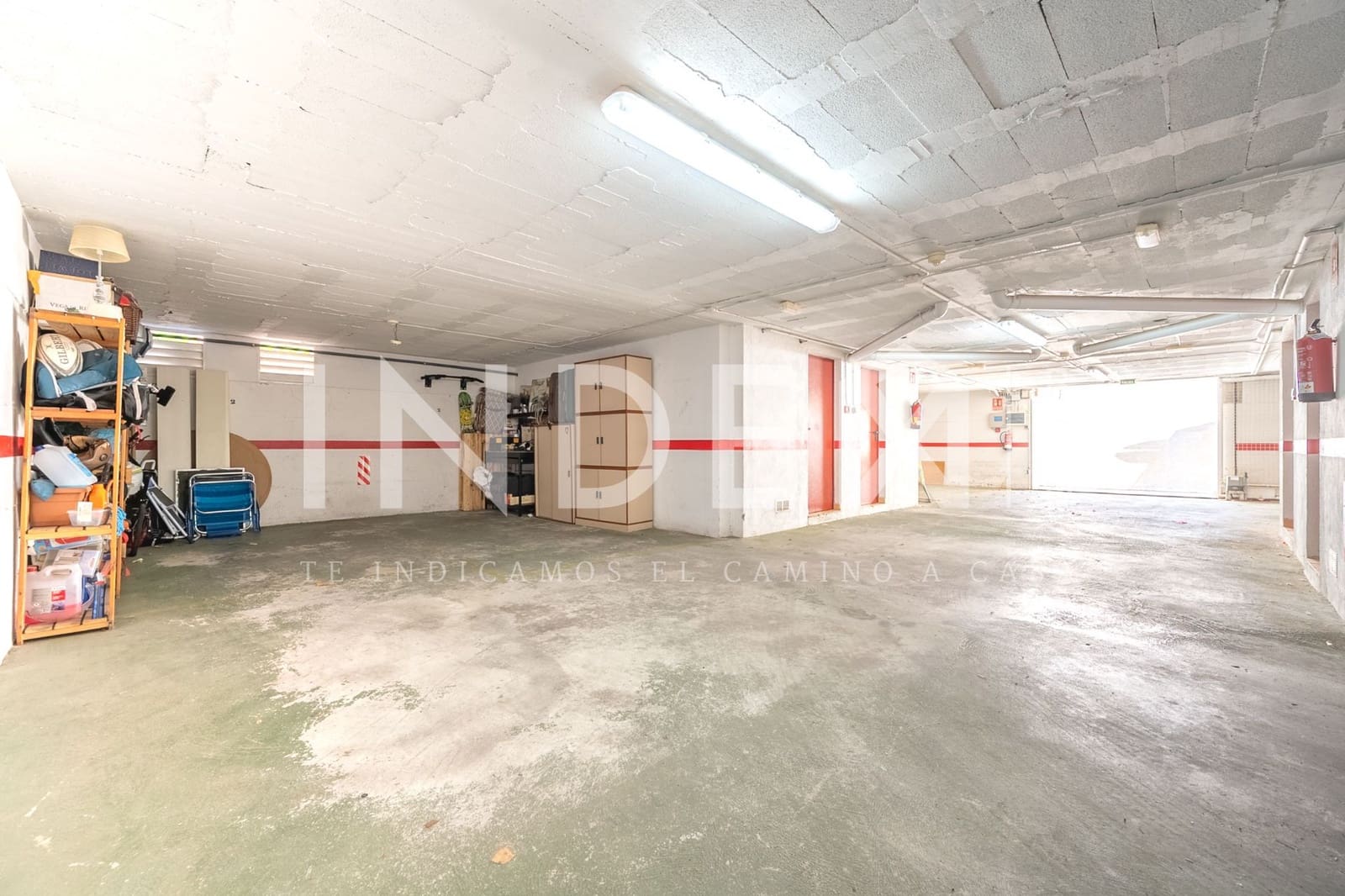 4 soveværelse Semi-Rækkehus til salg i Sitges med swimmingpool garage - € 750.000 (Ref: 9062161)