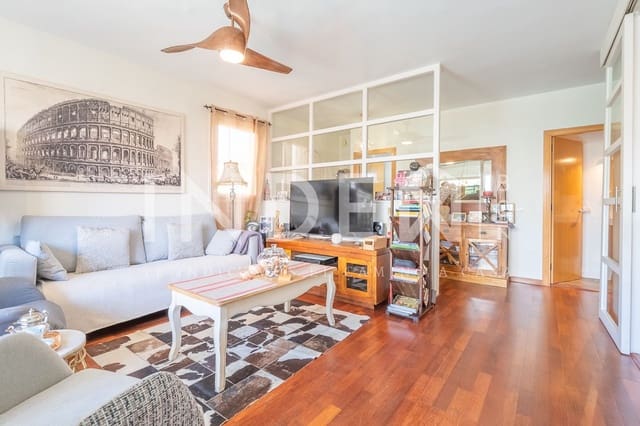 4 soverom Kjedet enebolig til salgs i Sitges med svømmebasseng garasje - € 750 000 (Ref: 9062161)