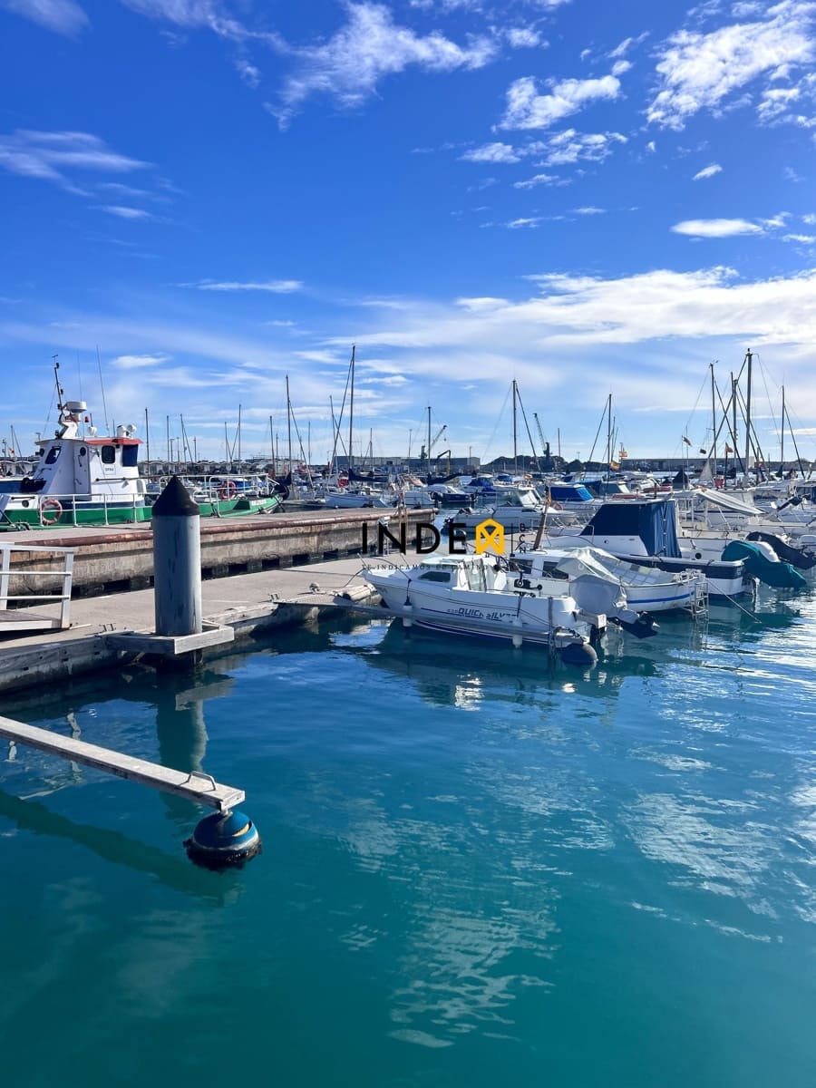 3 bedroom Flat for sale in Vilanova i la Geltru with pool garage - € 535,000 (Ref: 9064974)