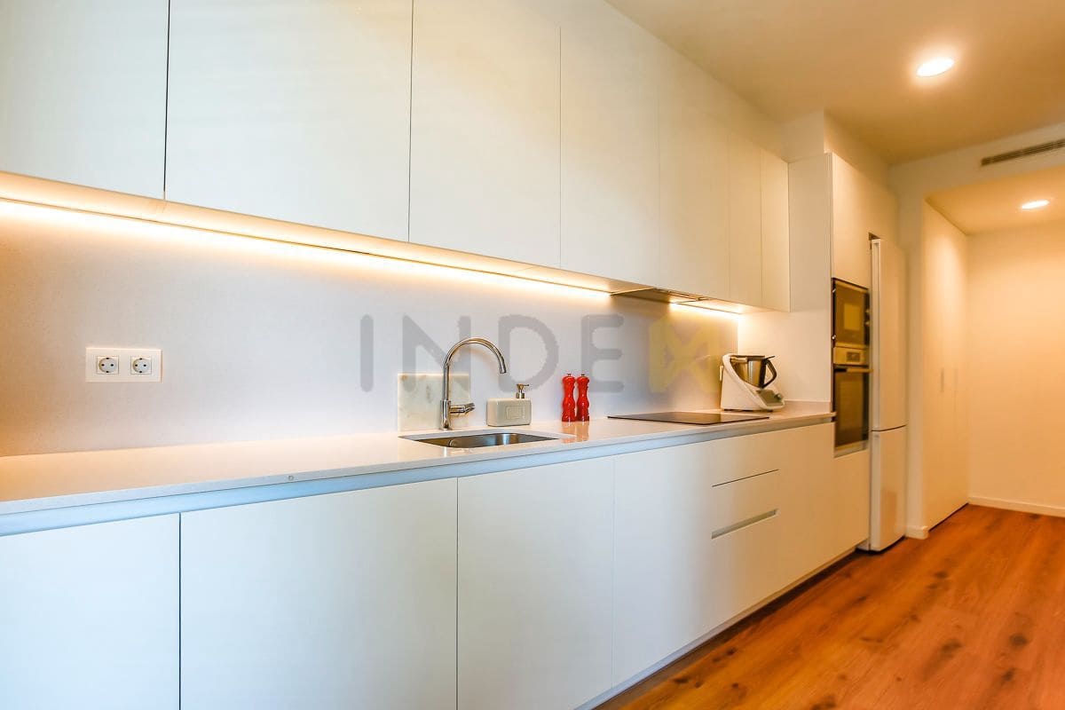 3 bedroom Flat for sale in Vilanova i la Geltru with pool garage - € 535,000 (Ref: 9064974)