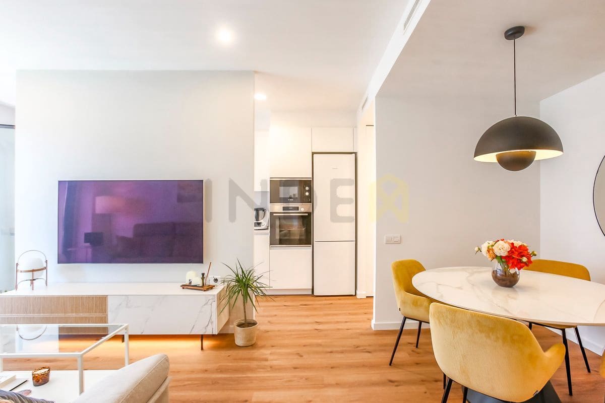 3 bedroom Flat for sale in Vilanova i la Geltru with pool garage - € 535,000 (Ref: 9064974)