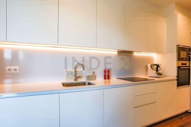 3 sypialnia Mieszkanie na sprzedaż w Vilanova i la Geltrú z basenem garażem - 535 000 € (Ref: 9064974)