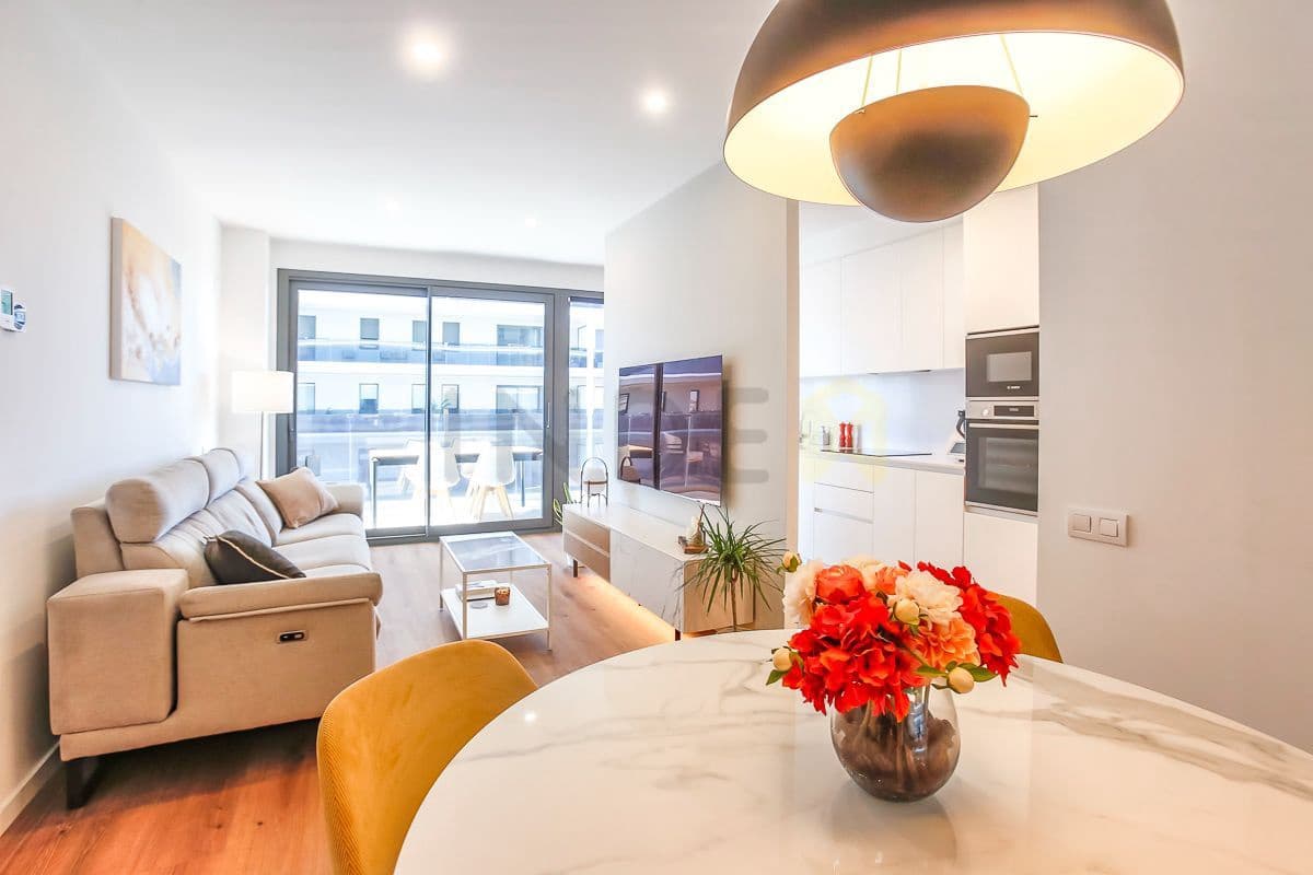 3 bedroom Flat for sale in Vilanova i la Geltru with pool garage - € 535,000 (Ref: 9064974)