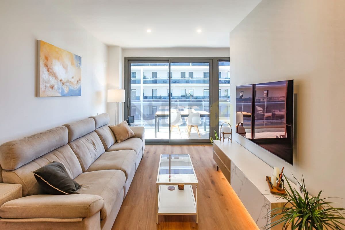 3 bedroom Flat for sale in Vilanova i la Geltru with pool garage - € 535,000 (Ref: 9064974)