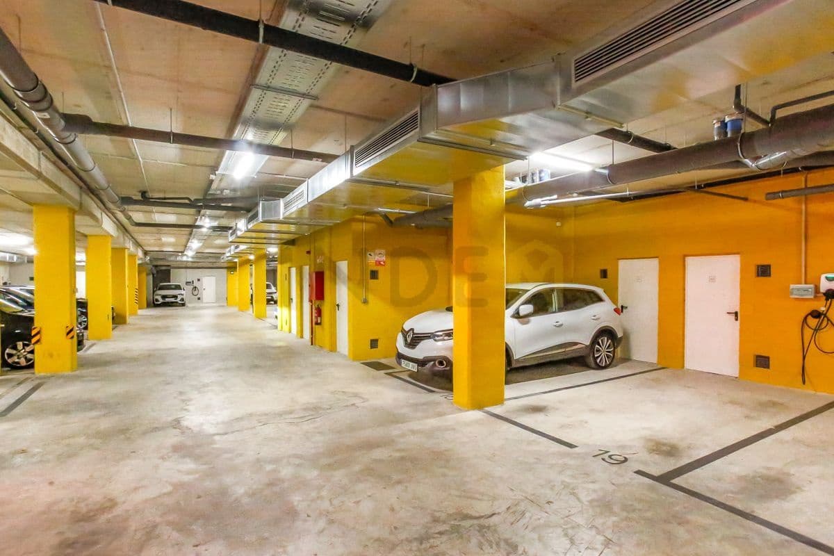 3 bedroom Flat for sale in Vilanova i la Geltru with pool garage - € 535,000 (Ref: 9064974)