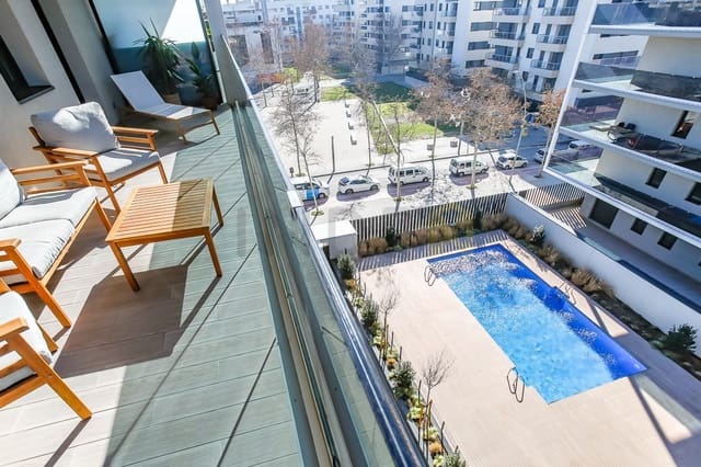 3 sypialnia Mieszkanie na sprzedaż w Vilanova i la Geltrú z basenem garażem - 535 000 € (Ref: 9064974)