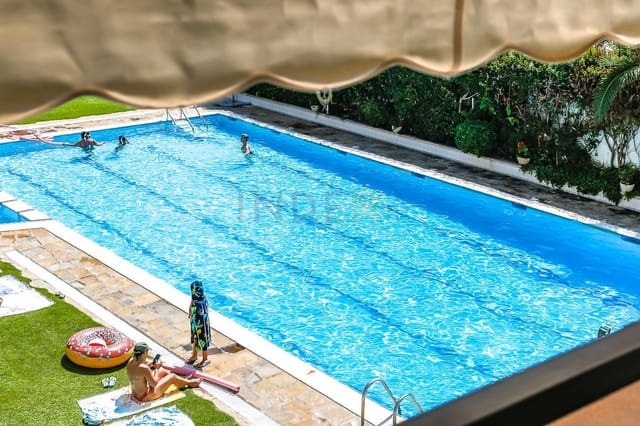 3 soverom Leilighet til salgs i Sitges med svømmebasseng garasje - € 760 000 (Ref: 9132146)