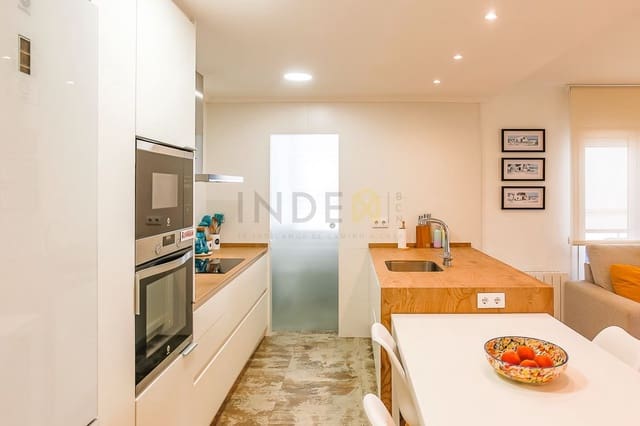 3 soverom Leilighet til salgs i Sitges med svømmebasseng garasje - € 760 000 (Ref: 9132146)