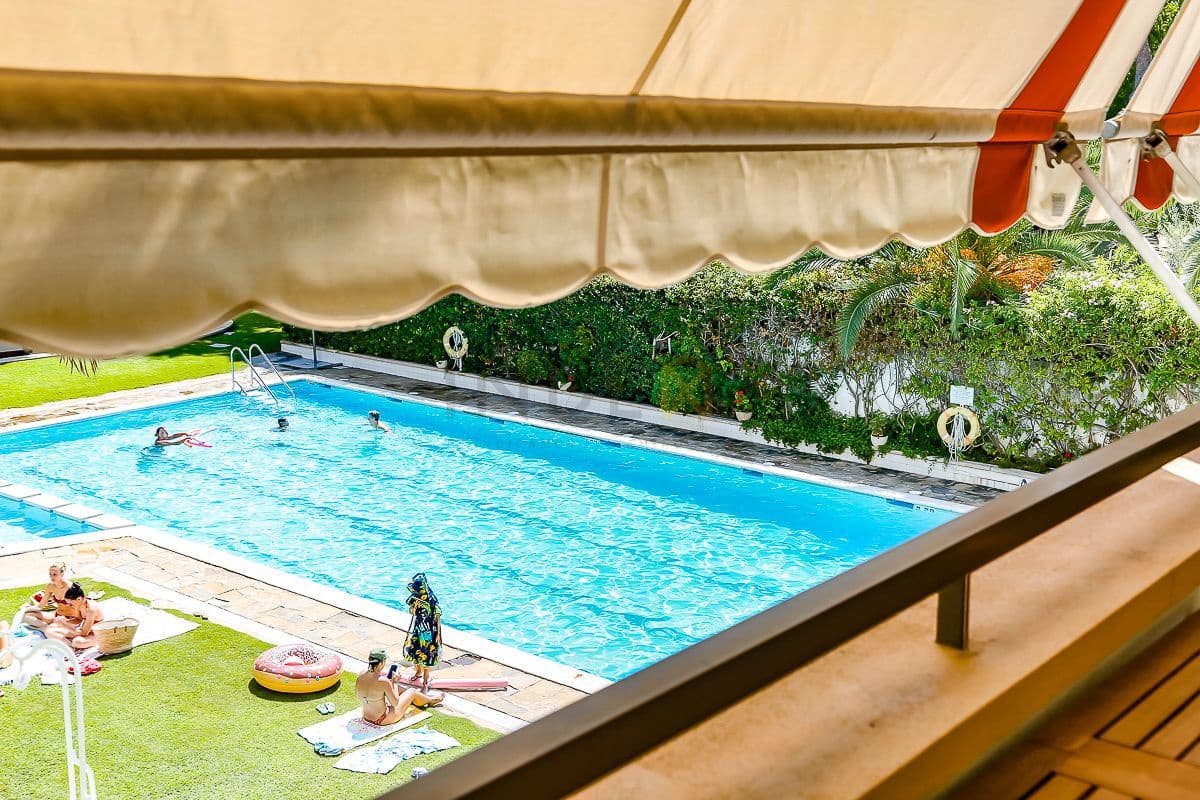 3 soverom Leilighet til salgs i Sitges med svømmebasseng garasje - € 760 000 (Ref: 9132146)