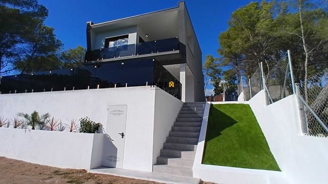 5 makuuhuone Huvila myytävänä paikassa Sant Pere de Ribes mukana 
autotalli - 1 450 000 € (Ref: 9132148)