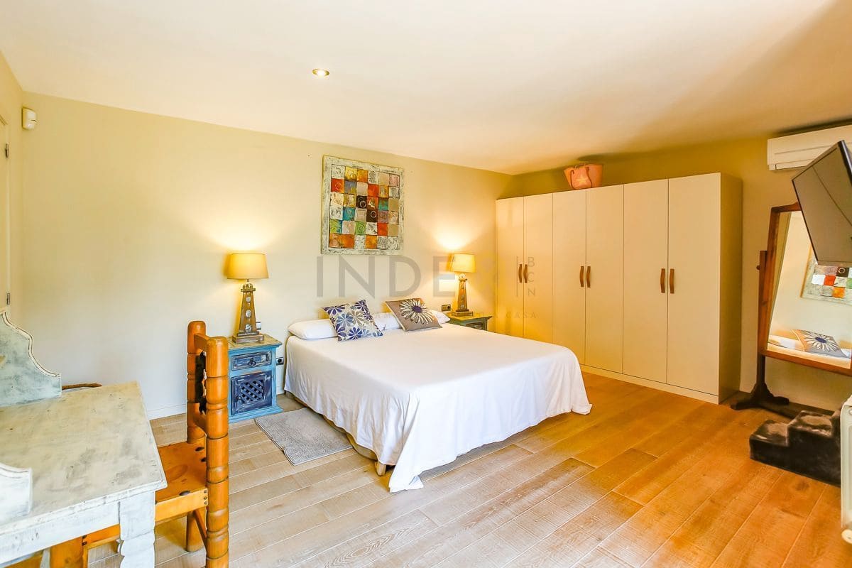 3 sypialnia Willa do wynajęcia w Vilanova i la Geltru z basenem - 7 000 € (Ref: 9173228)