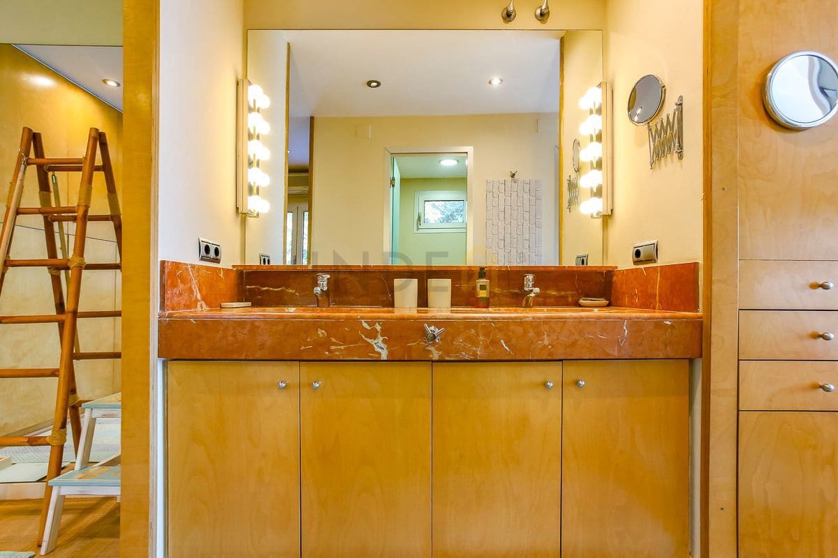 3 sypialnia Willa do wynajęcia w Vilanova i la Geltru z basenem - 7 000 € (Ref: 9173228)