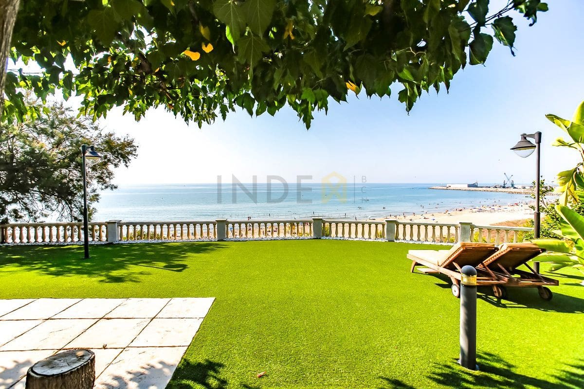 3 sypialnia Willa do wynajęcia w Vilanova i la Geltru z basenem - 7 000 € (Ref: 9173228)