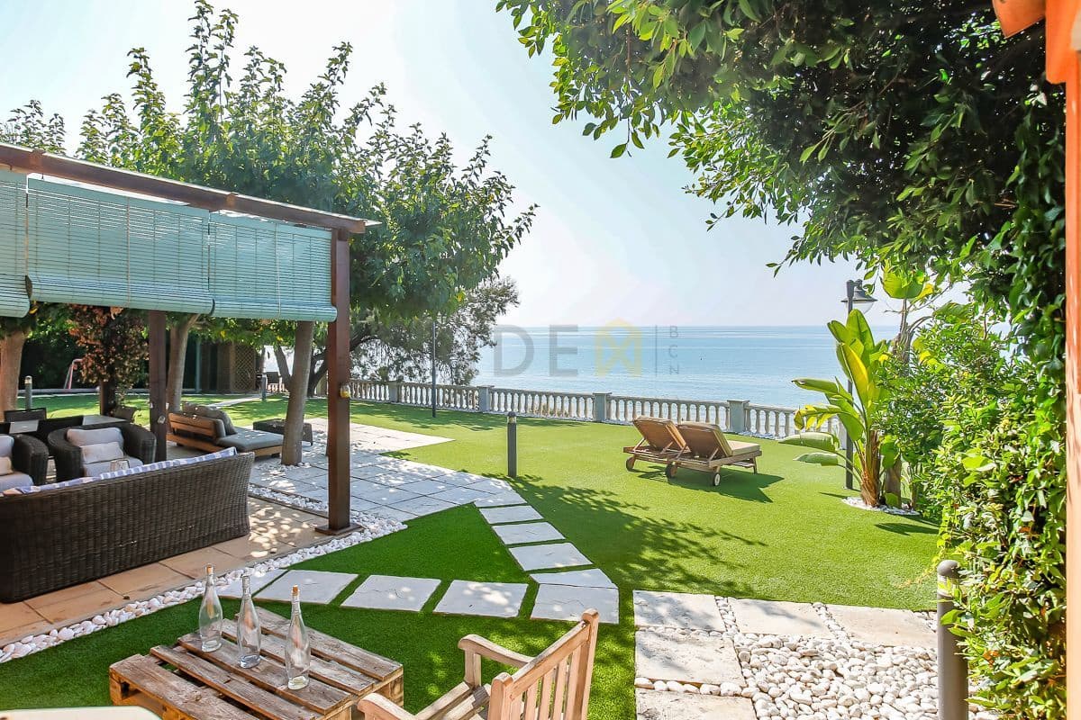 3 sypialnia Willa do wynajęcia w Vilanova i la Geltru z basenem - 7 000 € (Ref: 9173228)