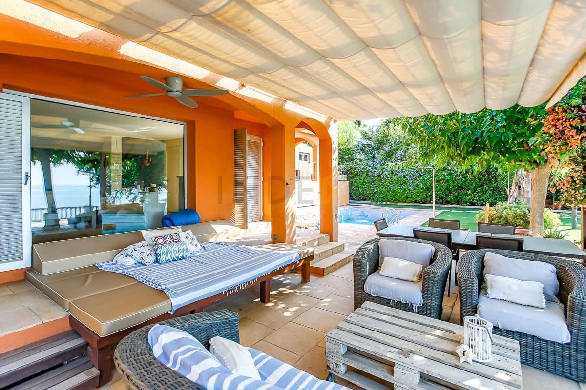 3 sypialnia Willa do wynajęcia w Vilanova i la Geltru z basenem - 7 000 € (Ref: 9173228)