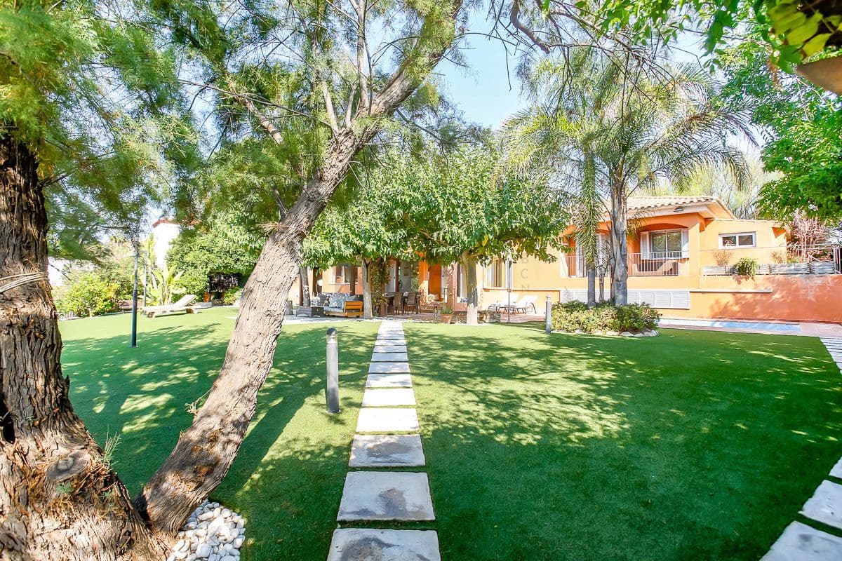 3 sypialnia Willa do wynajęcia w Vilanova i la Geltru z basenem - 7 000 € (Ref: 9173228)