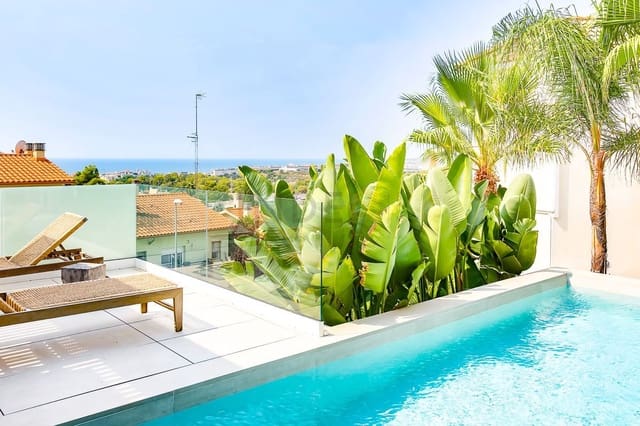 Chalet de 4 habitaciones en Sitges en alquiler con piscina garaje - 5.800 € (Ref: 9183318)