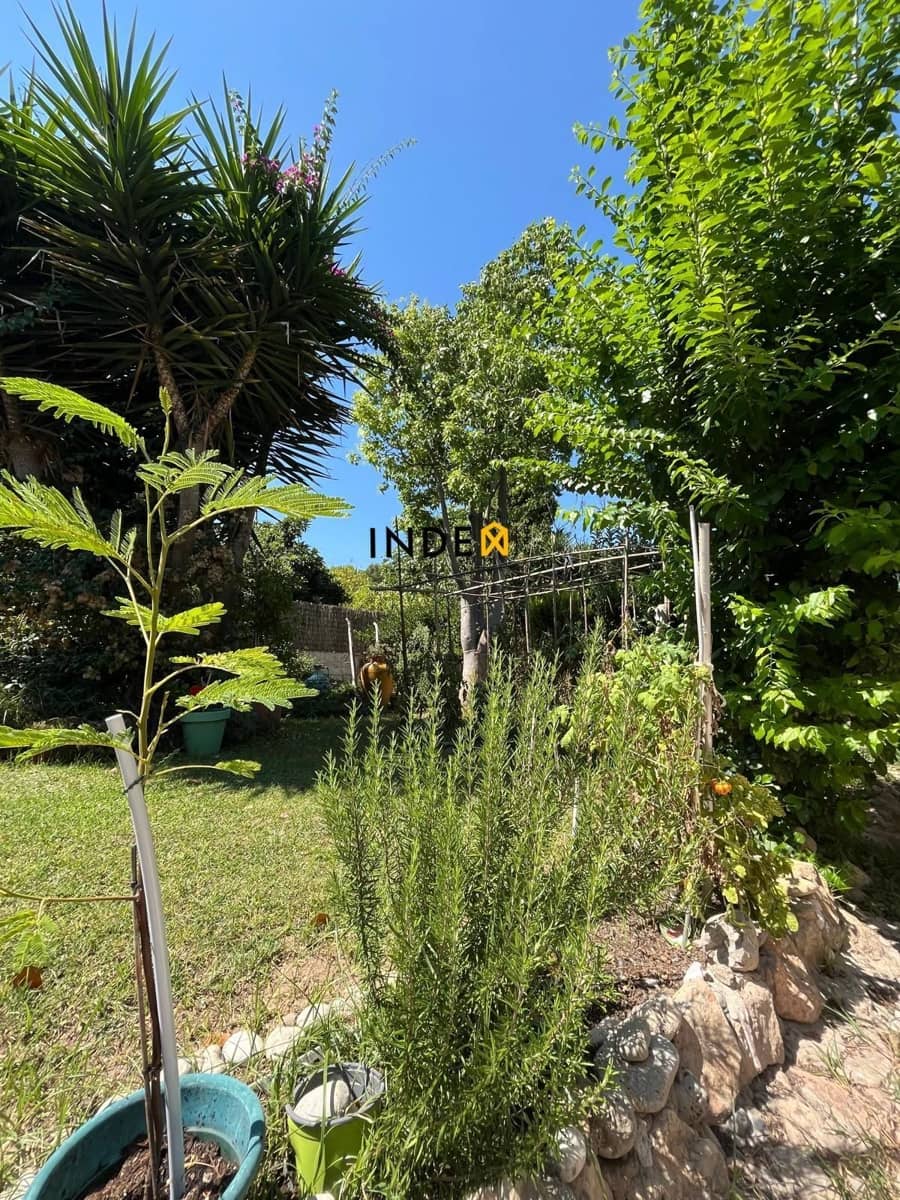 2 soveværelse Villa til salg i Cubelles med garage - € 121.000 (Ref: 9192090)