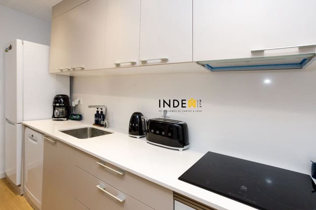 Villa/Maison de 4 chambres à louer à Sitges - 3 900 € (Ref: 9246378)