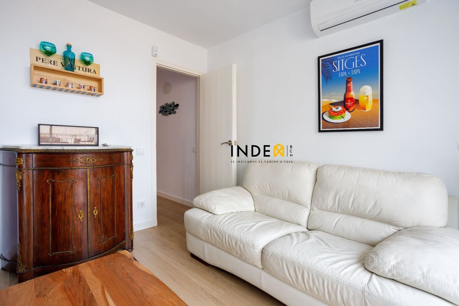 4 soveværelse Villa til leje i Sitges - € 3.900 (Ref: 9246378)