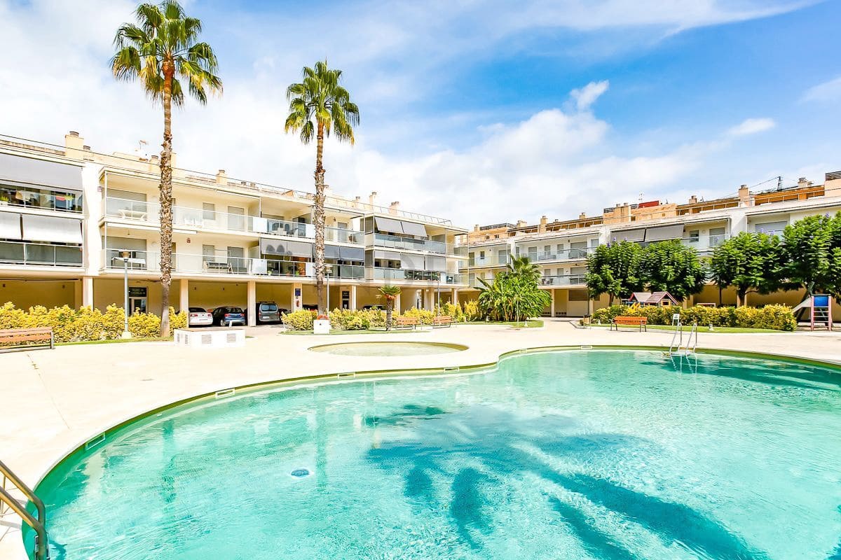 3 soveværelse Lejlighed til salg i Cubelles med swimmingpool garage - € 550.000 (Ref: 9246379)