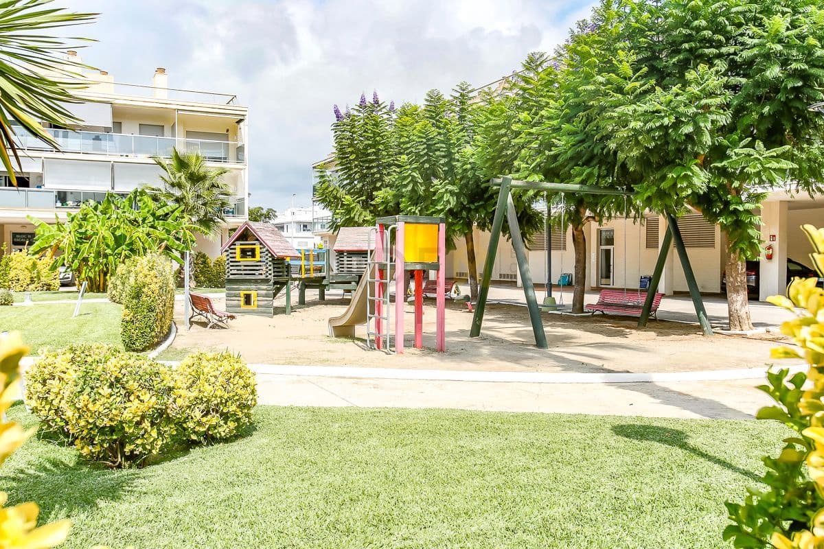 3 soveværelse Lejlighed til salg i Cubelles med swimmingpool garage - € 550.000 (Ref: 9246379)