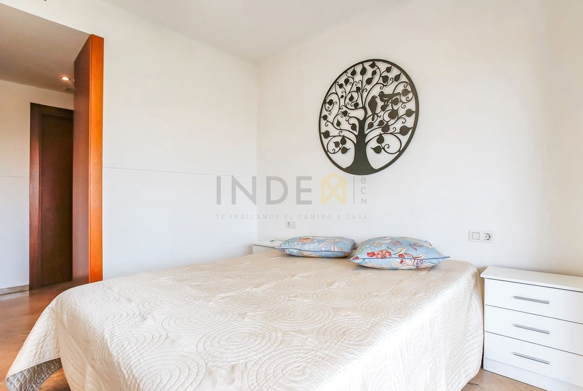 4 bedroom Flat for sale in Vilanova i la Geltru with pool garage - € 435,000 (Ref: 9276087)