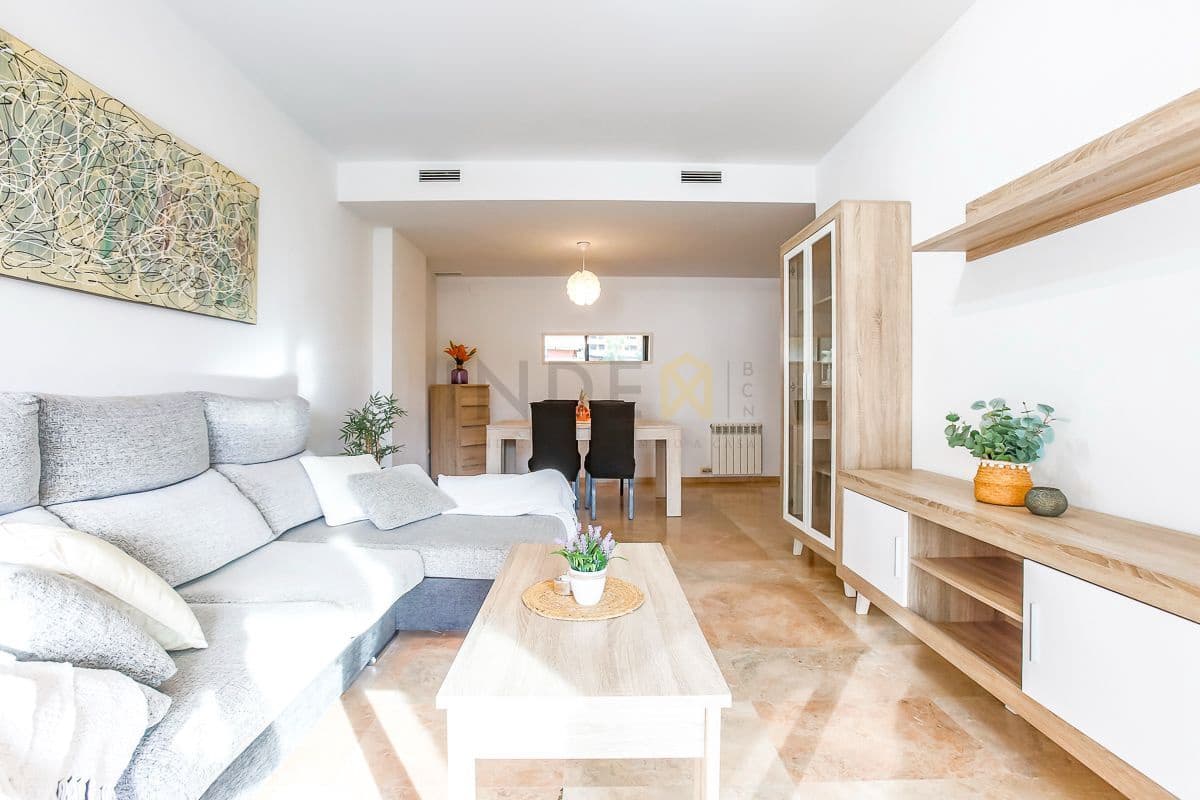 4 bedroom Flat for sale in Vilanova i la Geltru with pool garage - € 435,000 (Ref: 9276087)