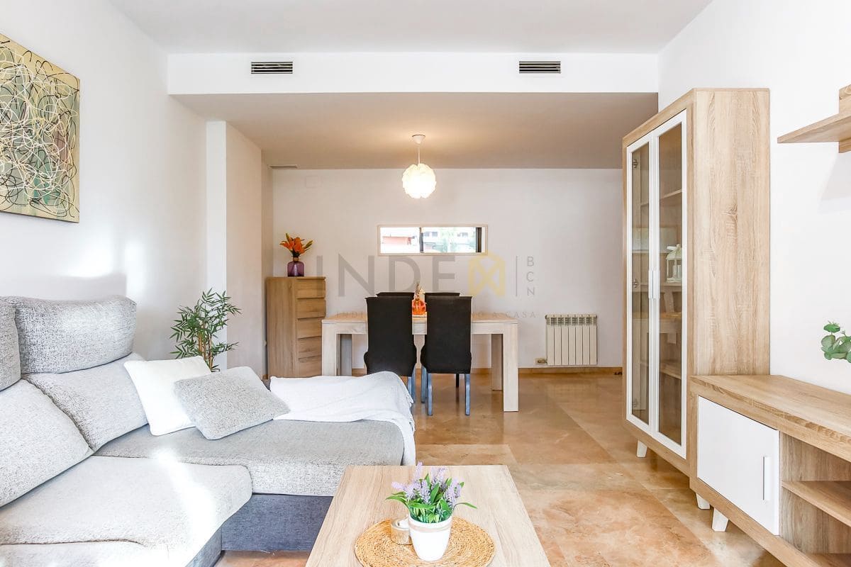4 bedroom Flat for sale in Vilanova i la Geltru with pool garage - € 435,000 (Ref: 9276087)