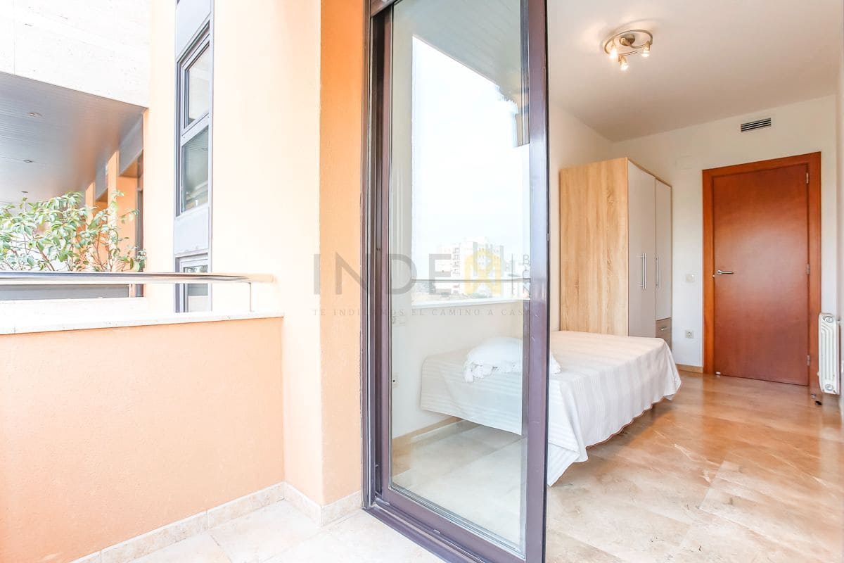 4 bedroom Flat for sale in Vilanova i la Geltru with pool garage - € 435,000 (Ref: 9276087)