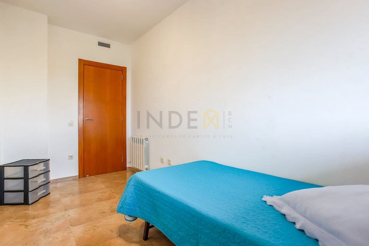 4 bedroom Flat for sale in Vilanova i la Geltru with pool garage - € 435,000 (Ref: 9276087)