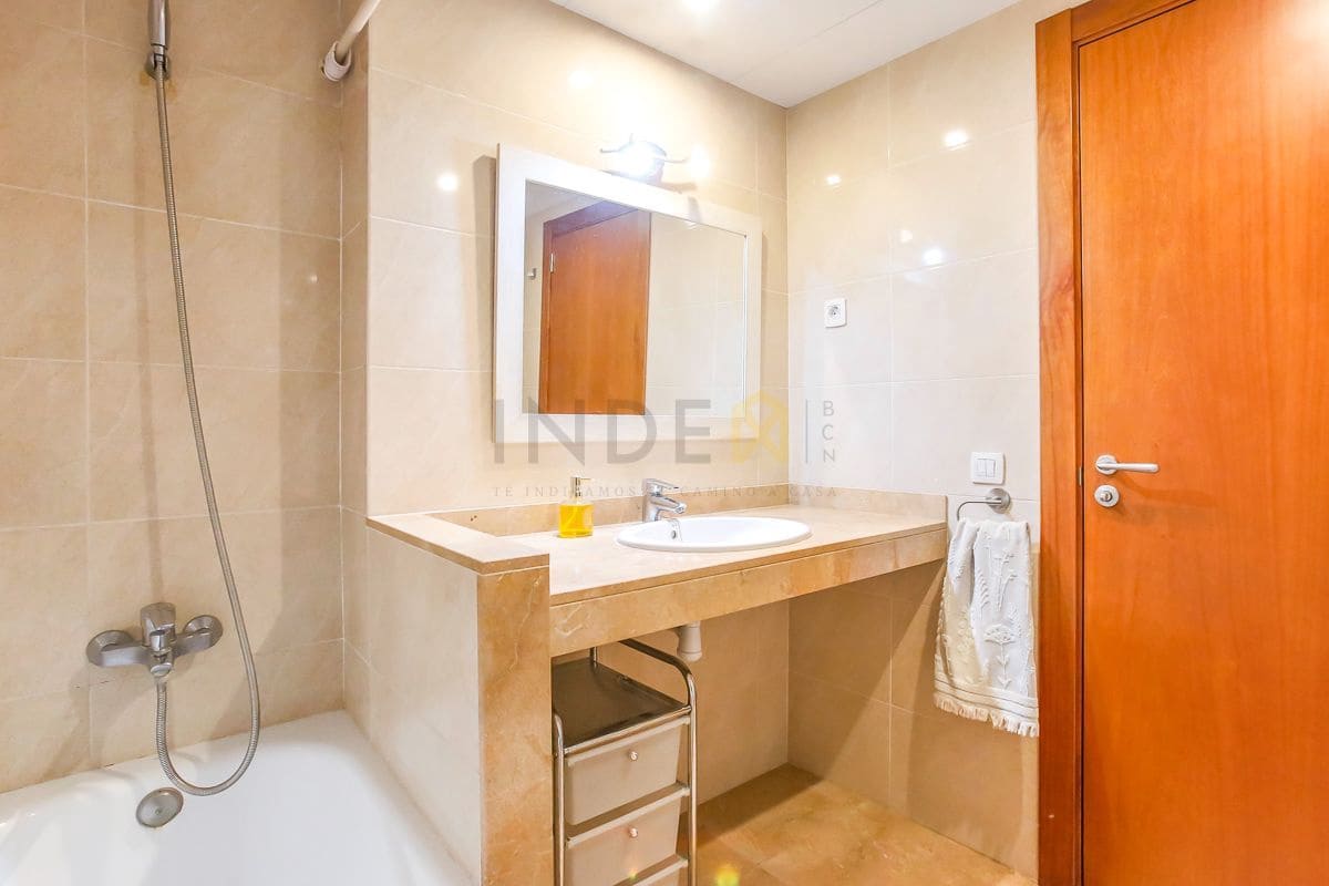 4 bedroom Flat for sale in Vilanova i la Geltru with pool garage - € 435,000 (Ref: 9276087)