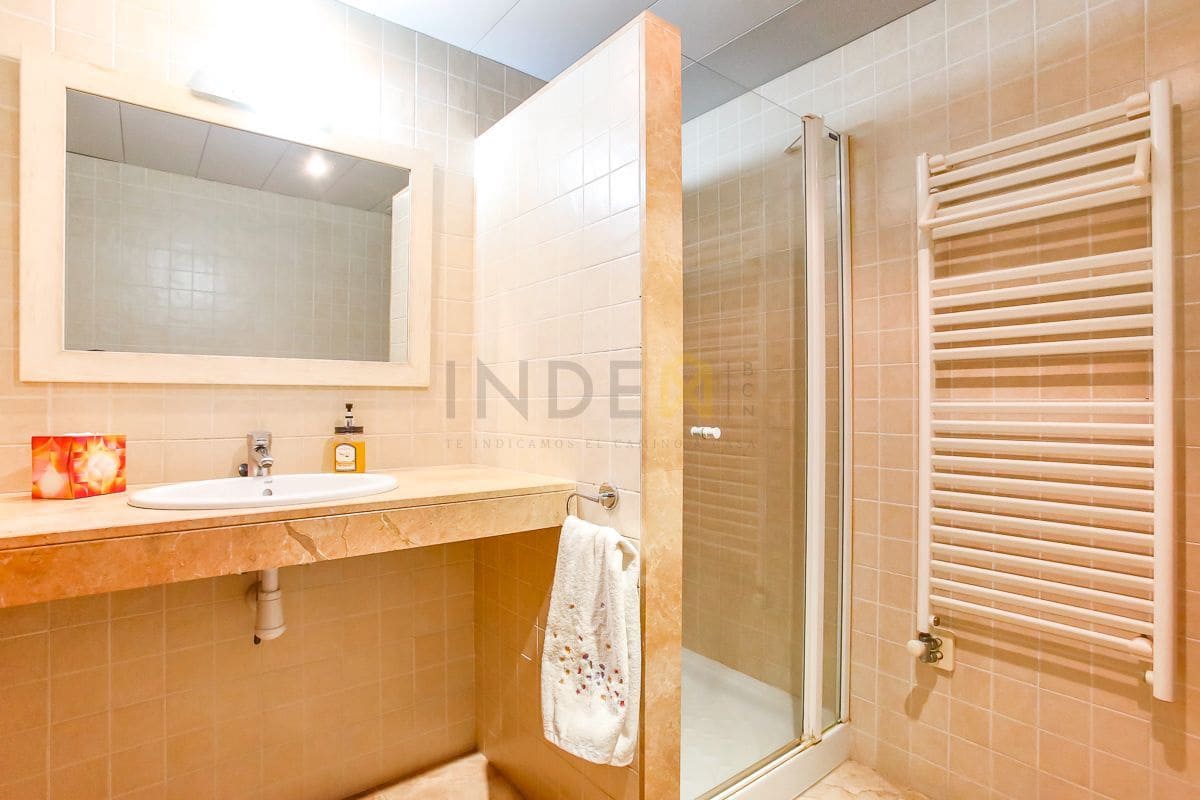 4 bedroom Flat for sale in Vilanova i la Geltru with pool garage - € 435,000 (Ref: 9276087)