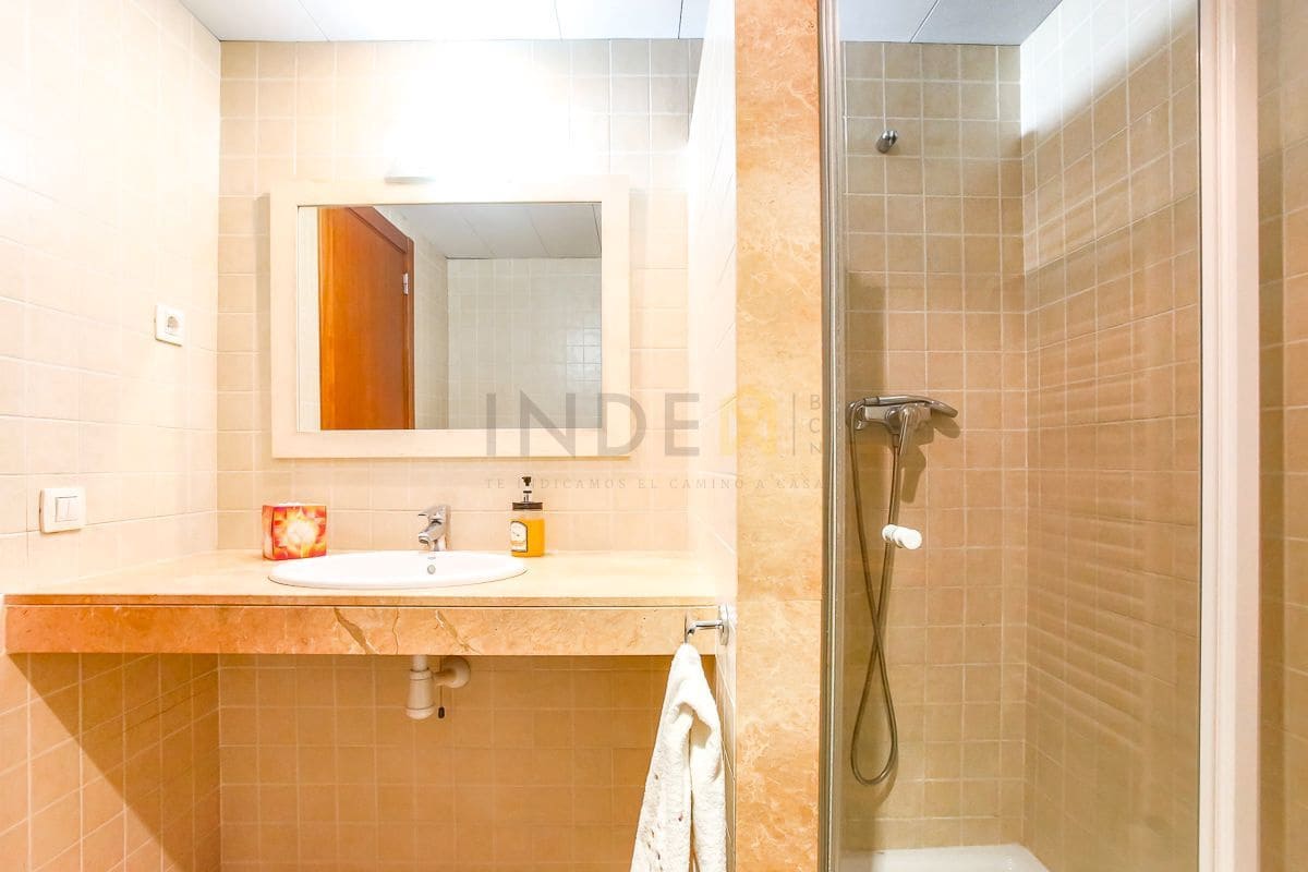 4 bedroom Flat for sale in Vilanova i la Geltru with pool garage - € 435,000 (Ref: 9276087)