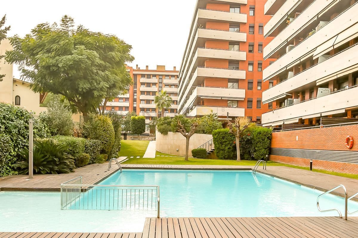 4 bedroom Flat for sale in Vilanova i la Geltru with pool garage - € 435,000 (Ref: 9276087)