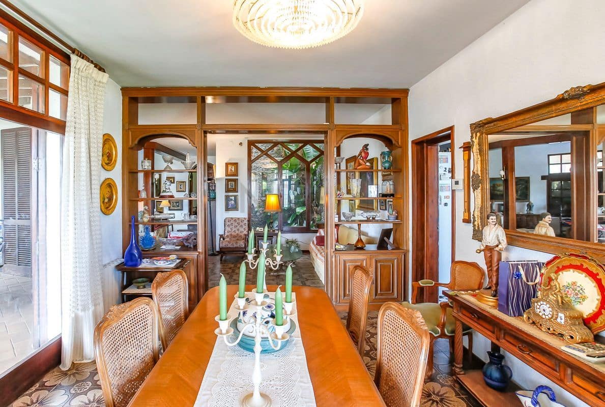 6 bedroom Villa for sale in Roda de Bara - € 1,500,000 (Ref: 9276088)