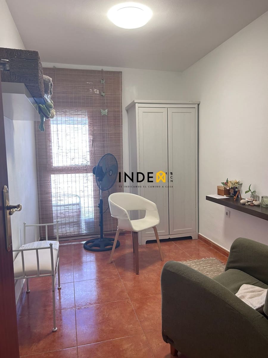 3 bedroom Flat for sale in Cubelles - € 220,000 (Ref: 9445878)