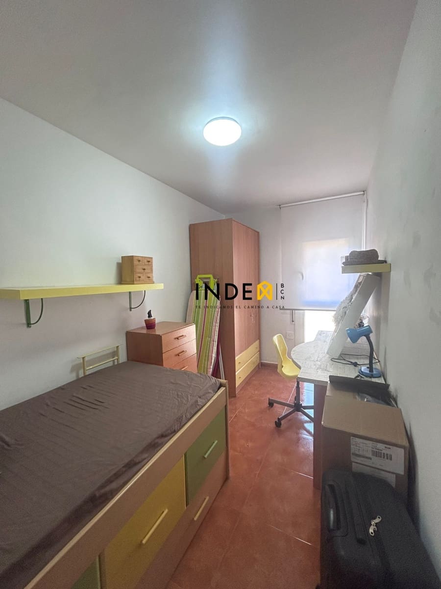 3 bedroom Flat for sale in Cubelles - € 220,000 (Ref: 9445878)