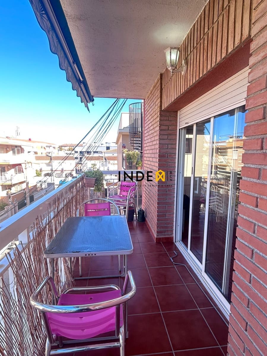 3 bedroom Flat for sale in Cubelles - € 220,000 (Ref: 9445878)